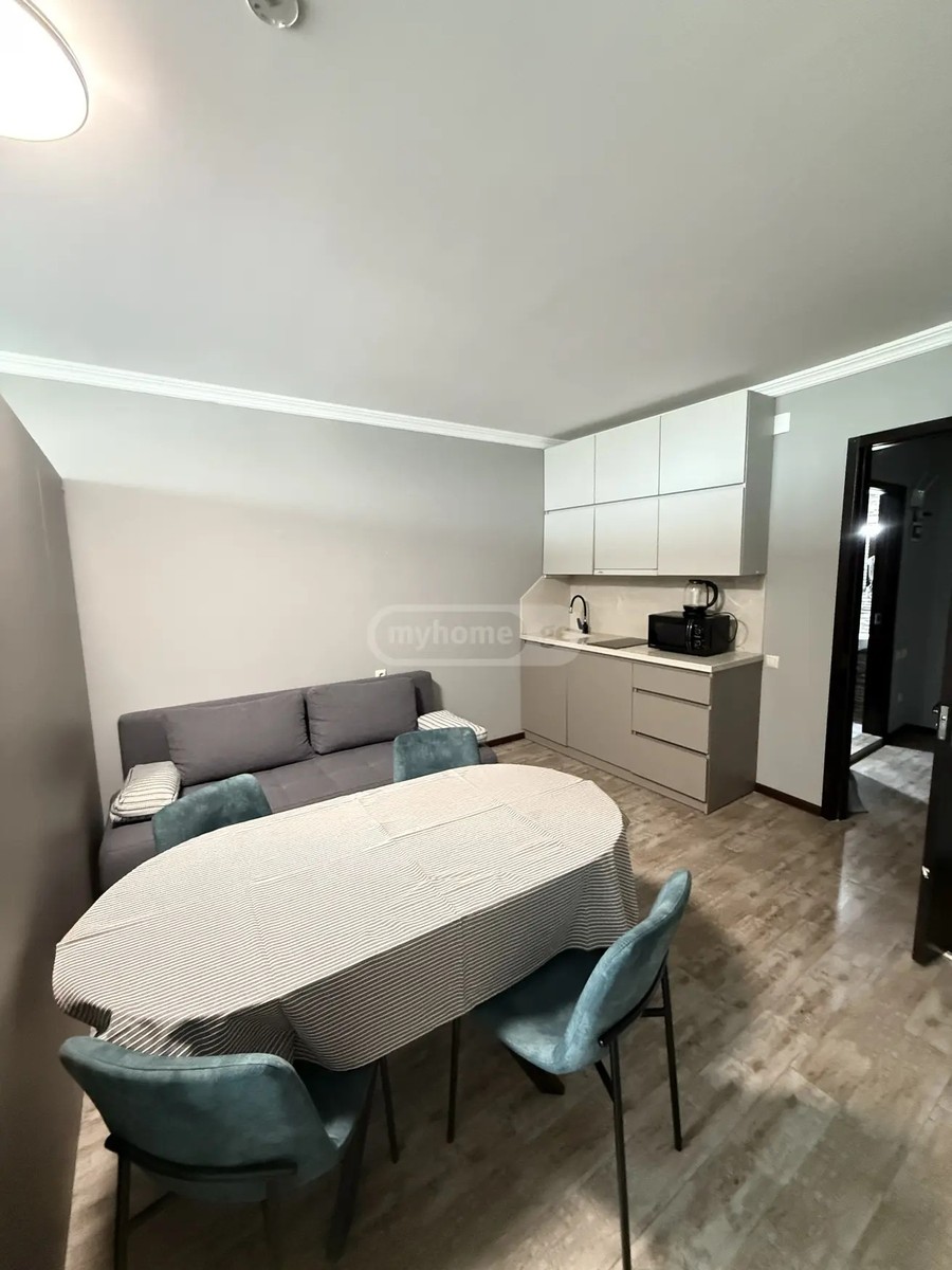 ფიროსმანი ნ. ქ. 16 - 3 rooms