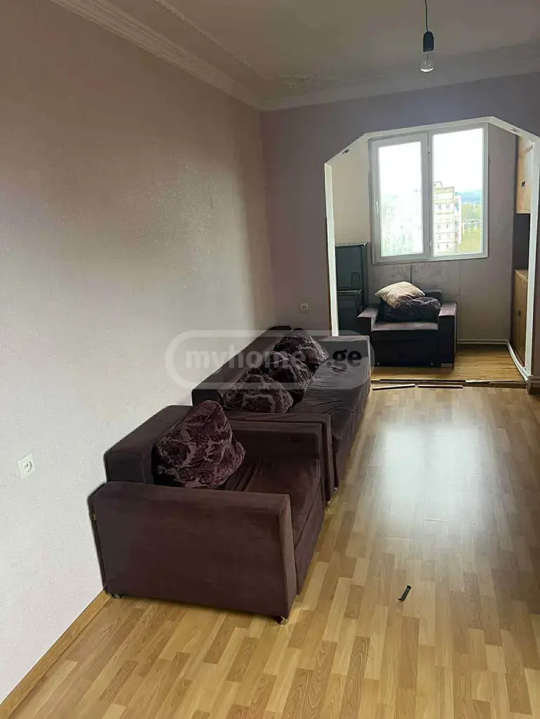 სულხან-საბას გამზ.  - 3 rooms