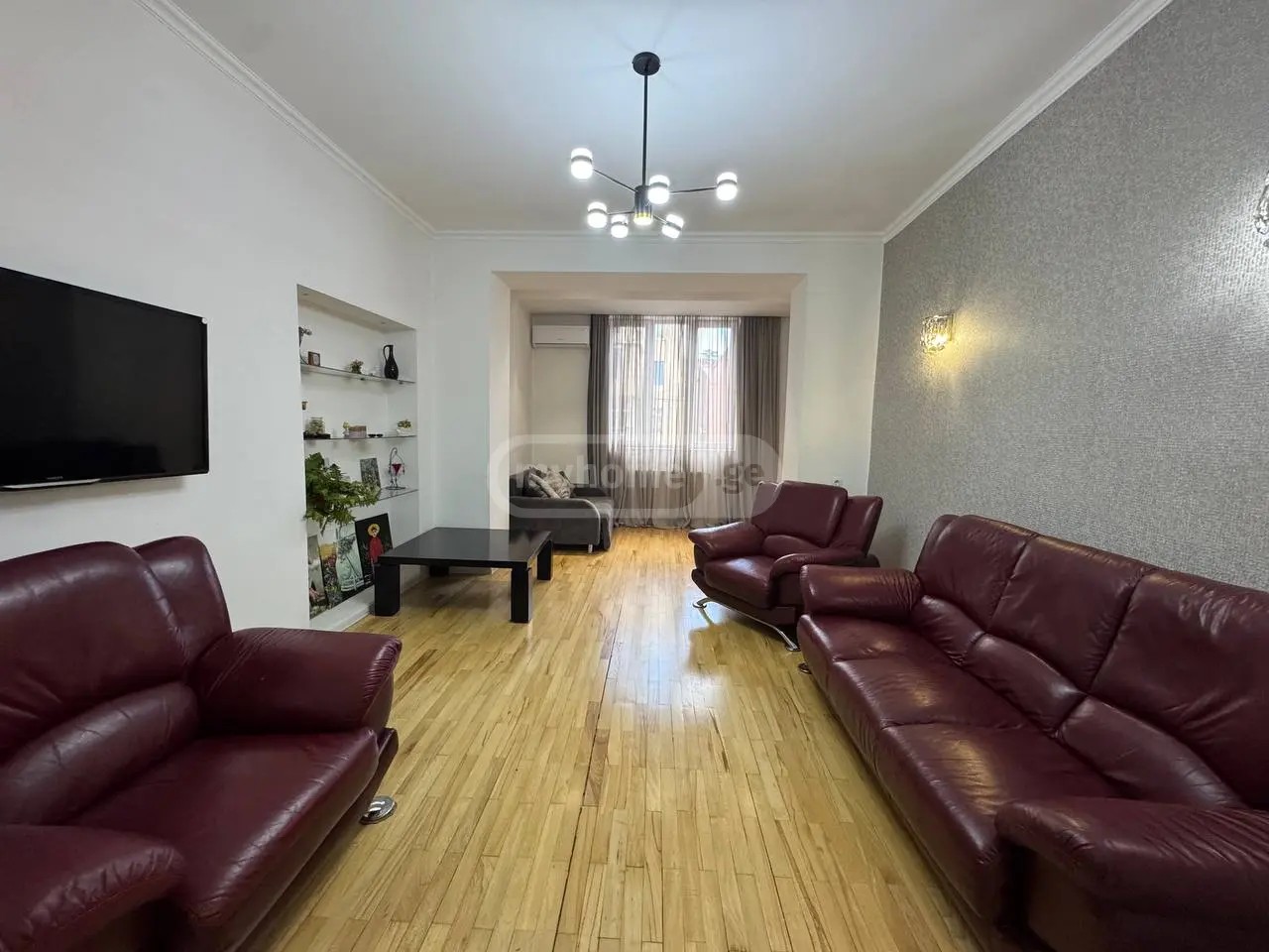 აღმაშენებლის გამზ. 179 - 3 rooms