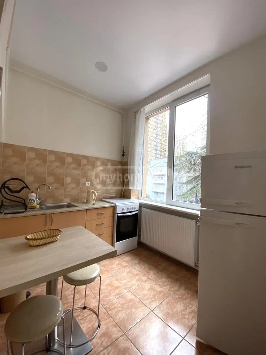 ყაზბეგის გამზ. 35 - 1 rooms