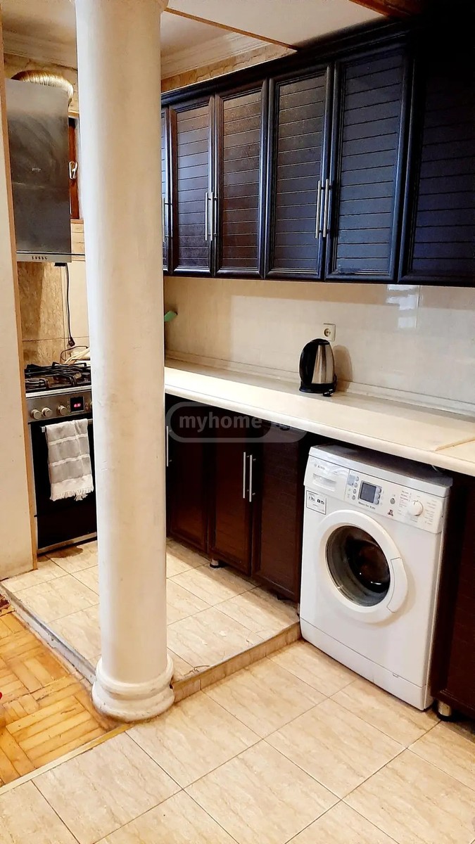 გამსახურდია ზ. ქუჩა 30 - 3 rooms