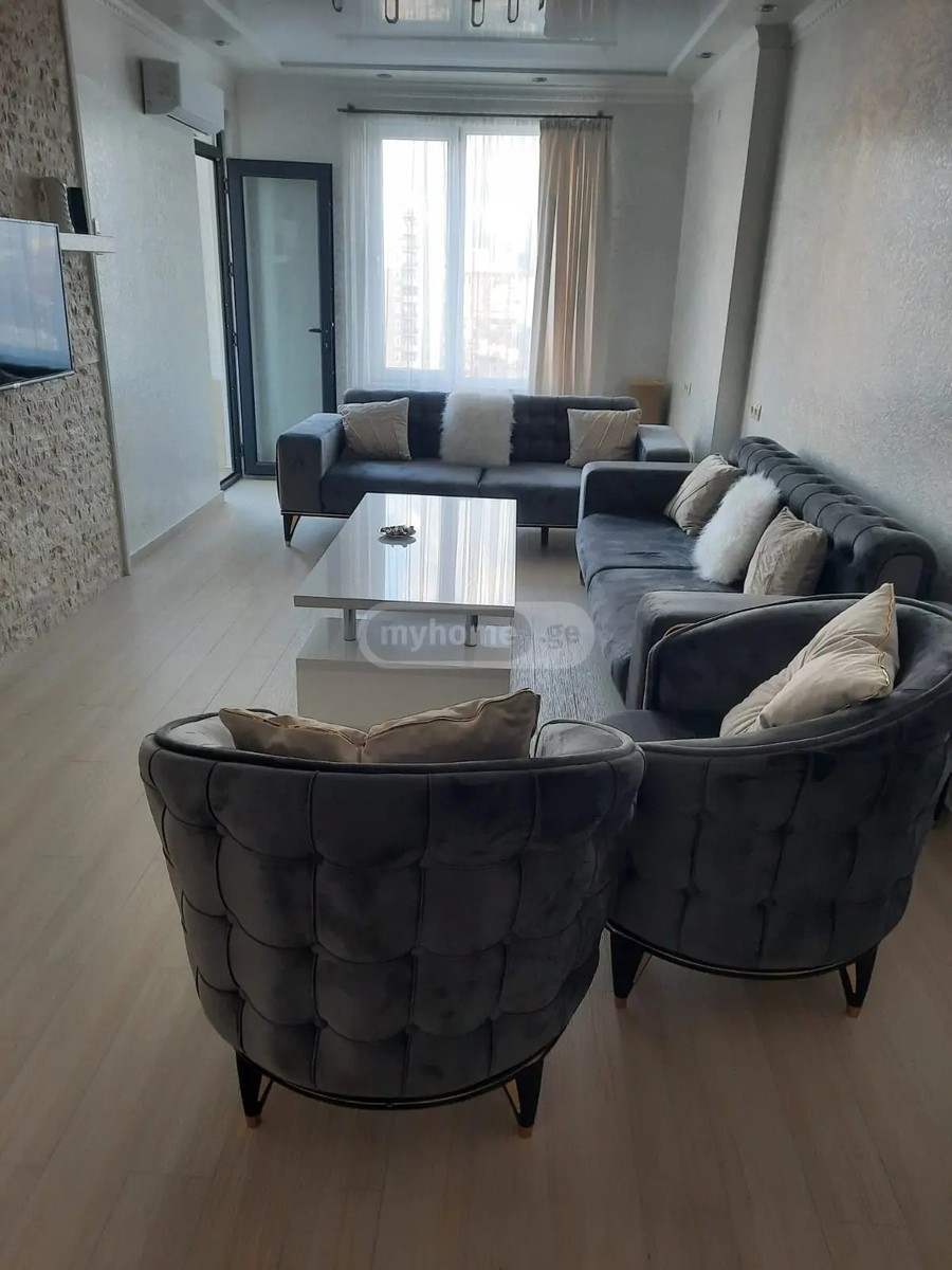 ანგისის ქ. 13 - 3 rooms