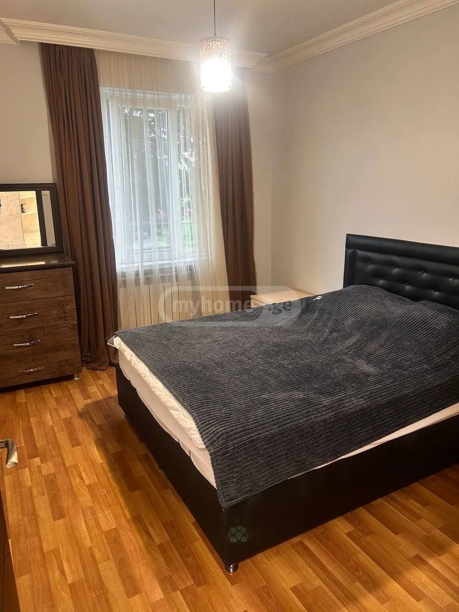 ხიმშიაშვილი შ. ქ. 37 - 3 rooms