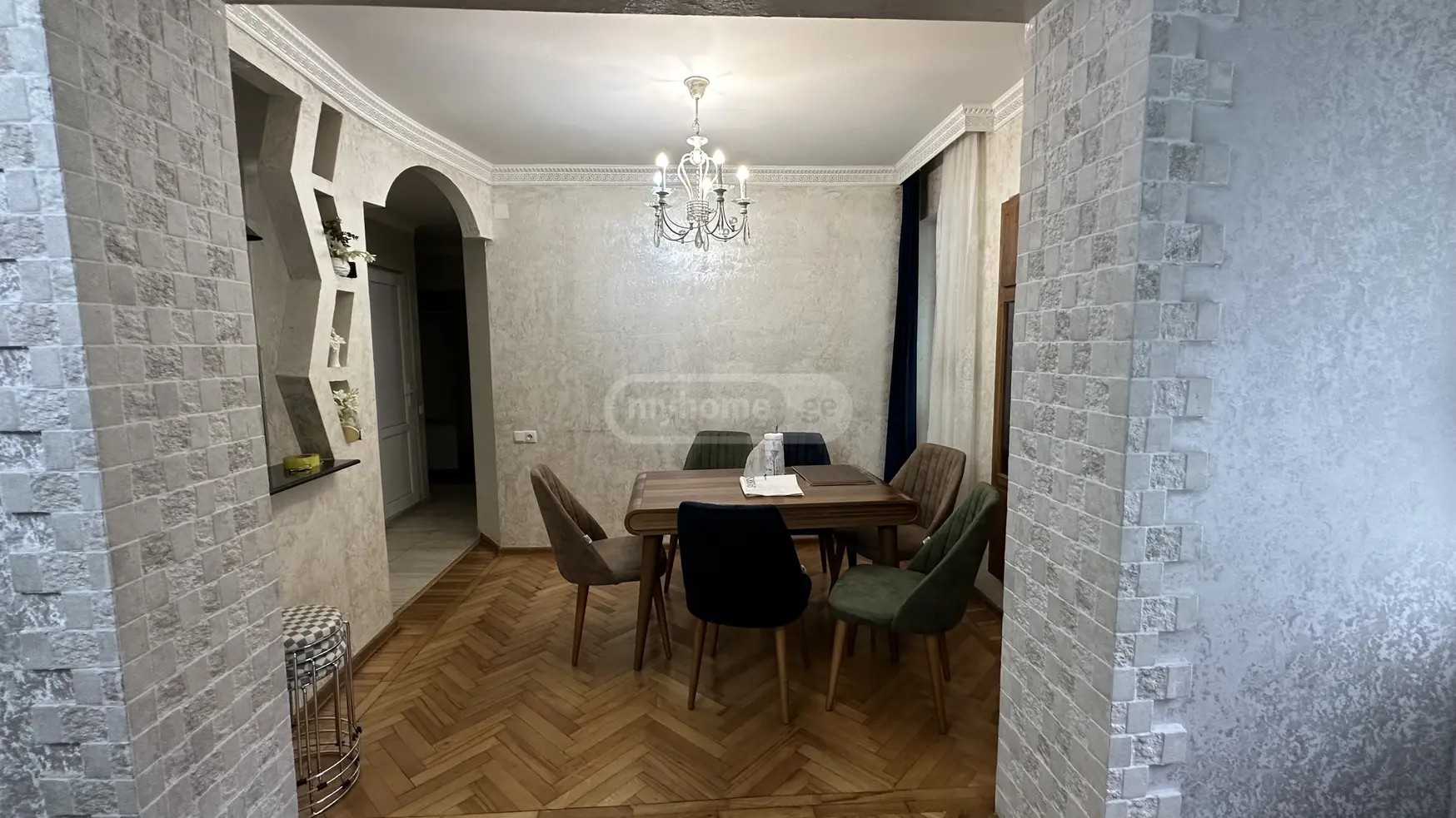 ჯავახიშვილი ი. ქ. 7 - 4 rooms