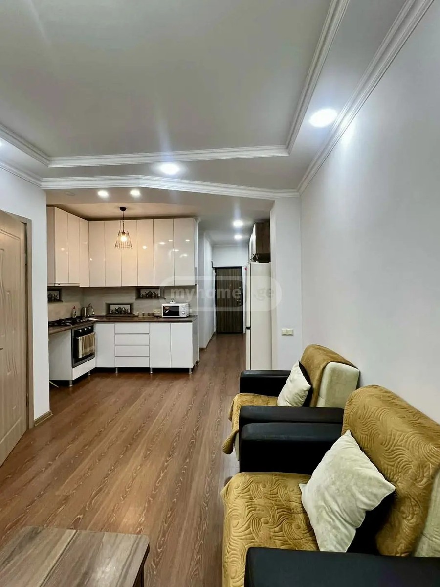 შარტავა ჟ. ქ. 32 - 3 rooms