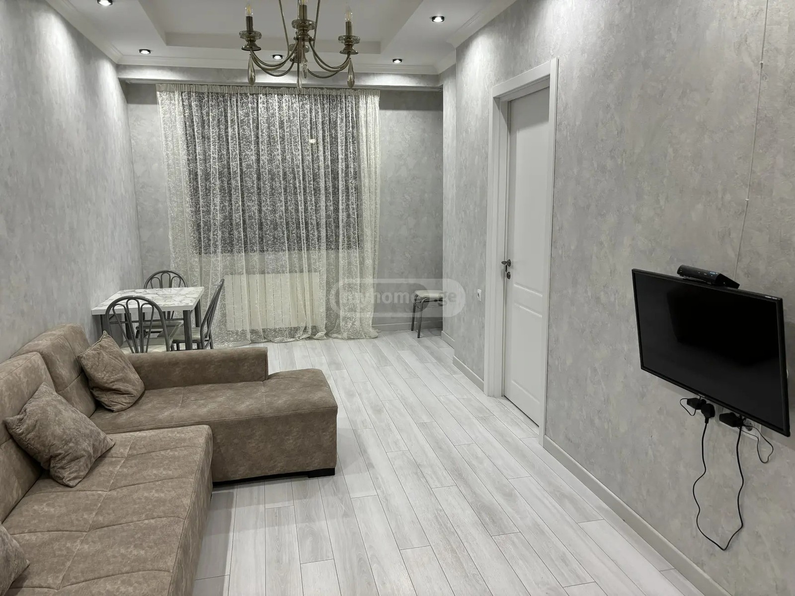 დემეტრე თავდადებულის ქუჩა 10 - 1 rooms