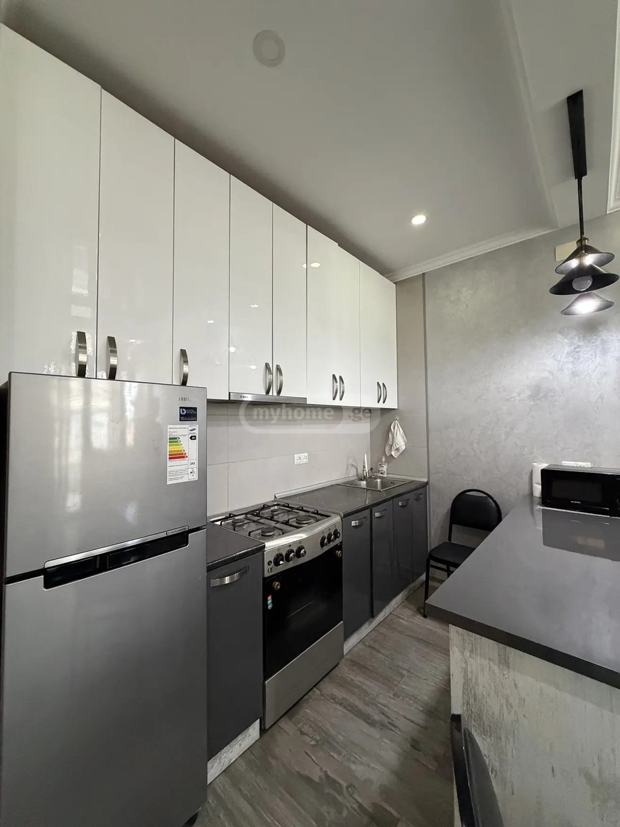 აბუსერიძე ტ. ქ. 5 - 3 rooms