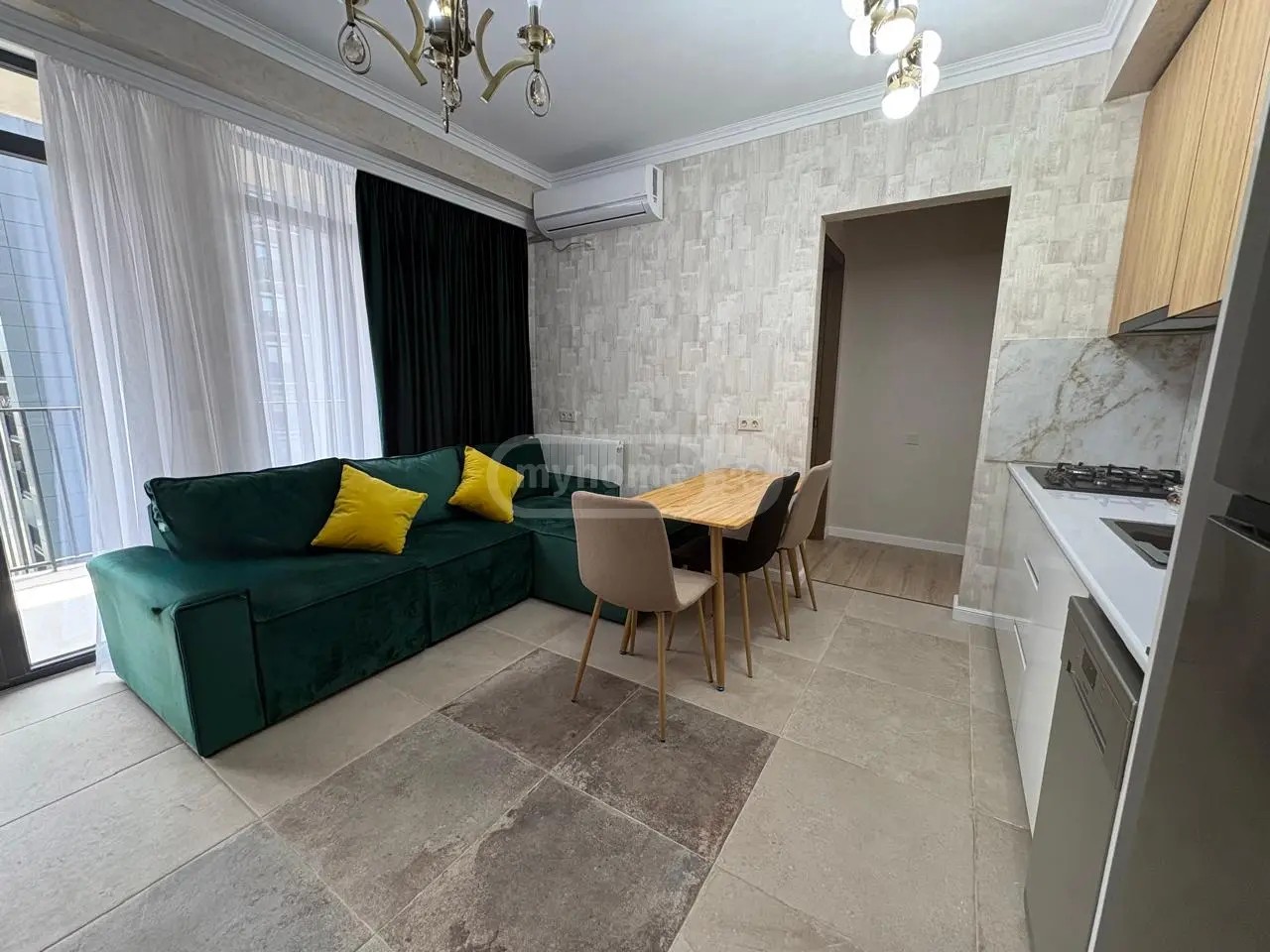 ნავთლუღის ქ. 10 - 3 rooms