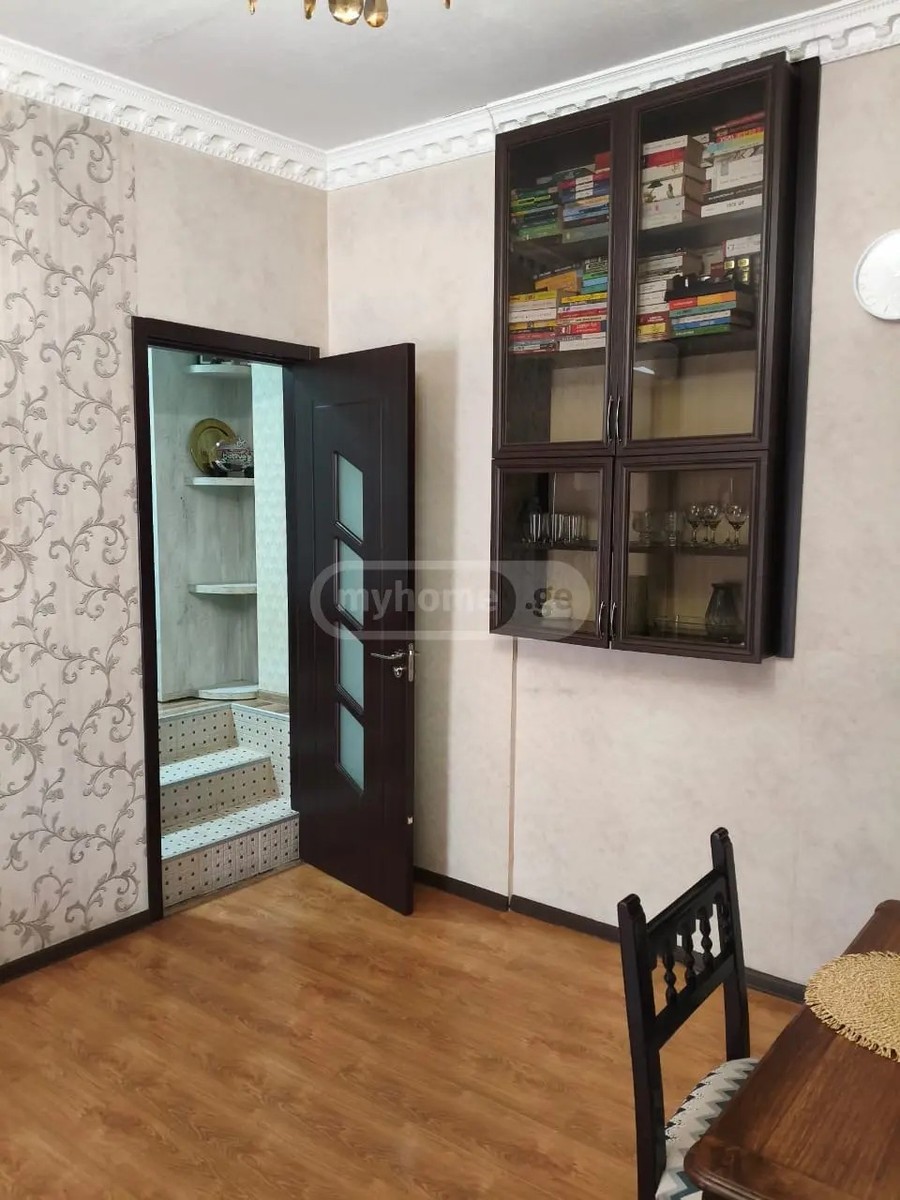 ბერიძიე ვ. ქ. 2 - 2 rooms