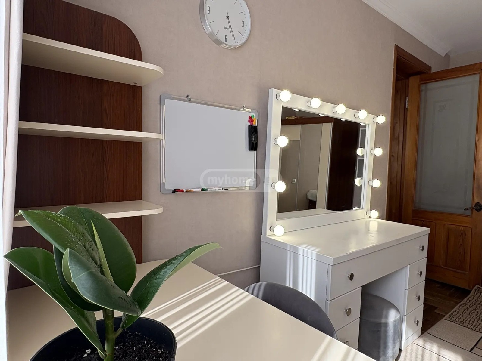 გობრონიძე ა. ქ.  - 4 rooms