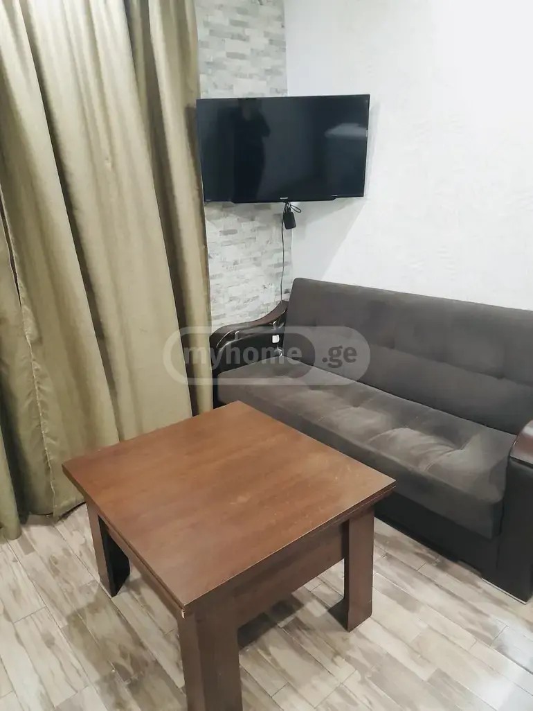 აღმაშენებლის ქ. 1 - 2 rooms