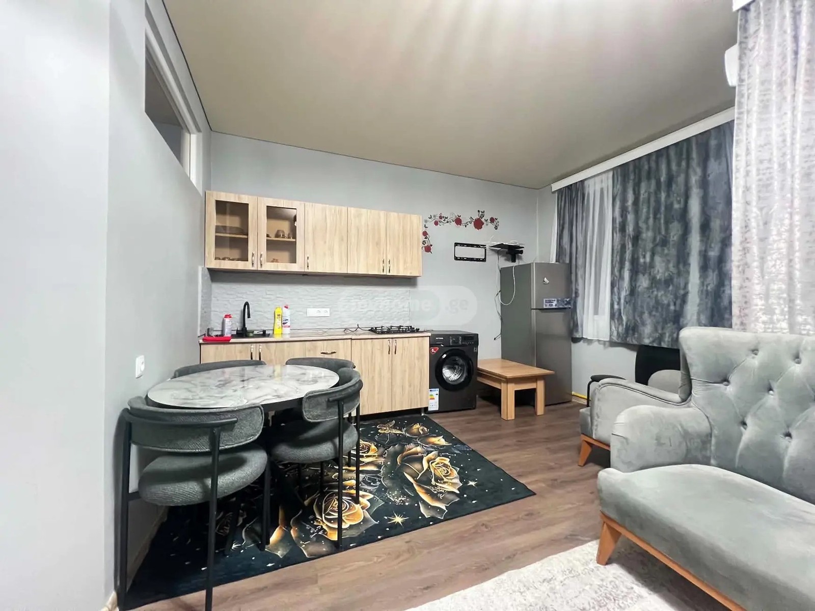 აღმაშენებლის ქ. 18 - 3 rooms