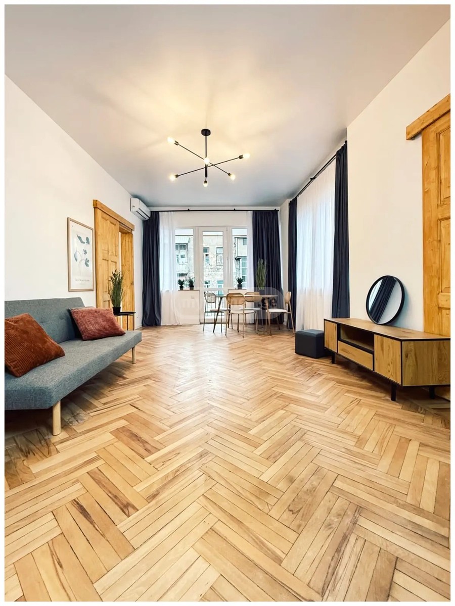 ინოლა გურგულიას ქუჩა 2 - 3 rooms