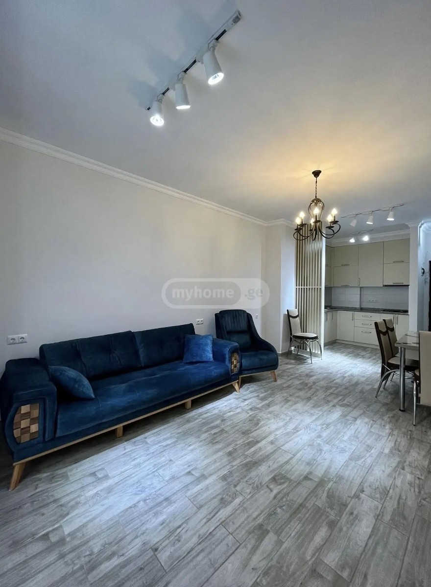 ანგისის ქ. 15 - 3 rooms