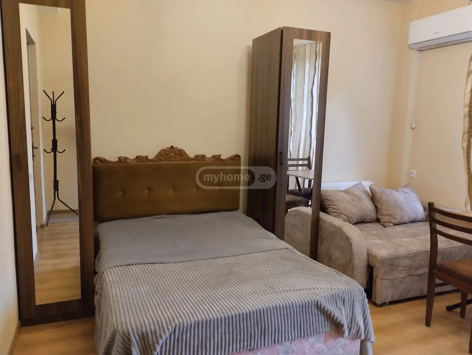 ვეფხისტყაოსნის ქ. 33 - 1 rooms