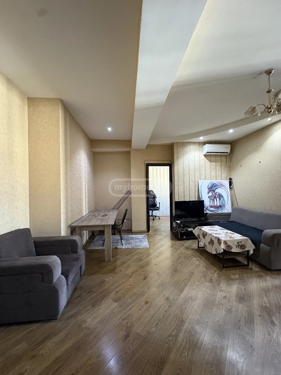 ხოშარაულის ქ. 7 - 3 rooms