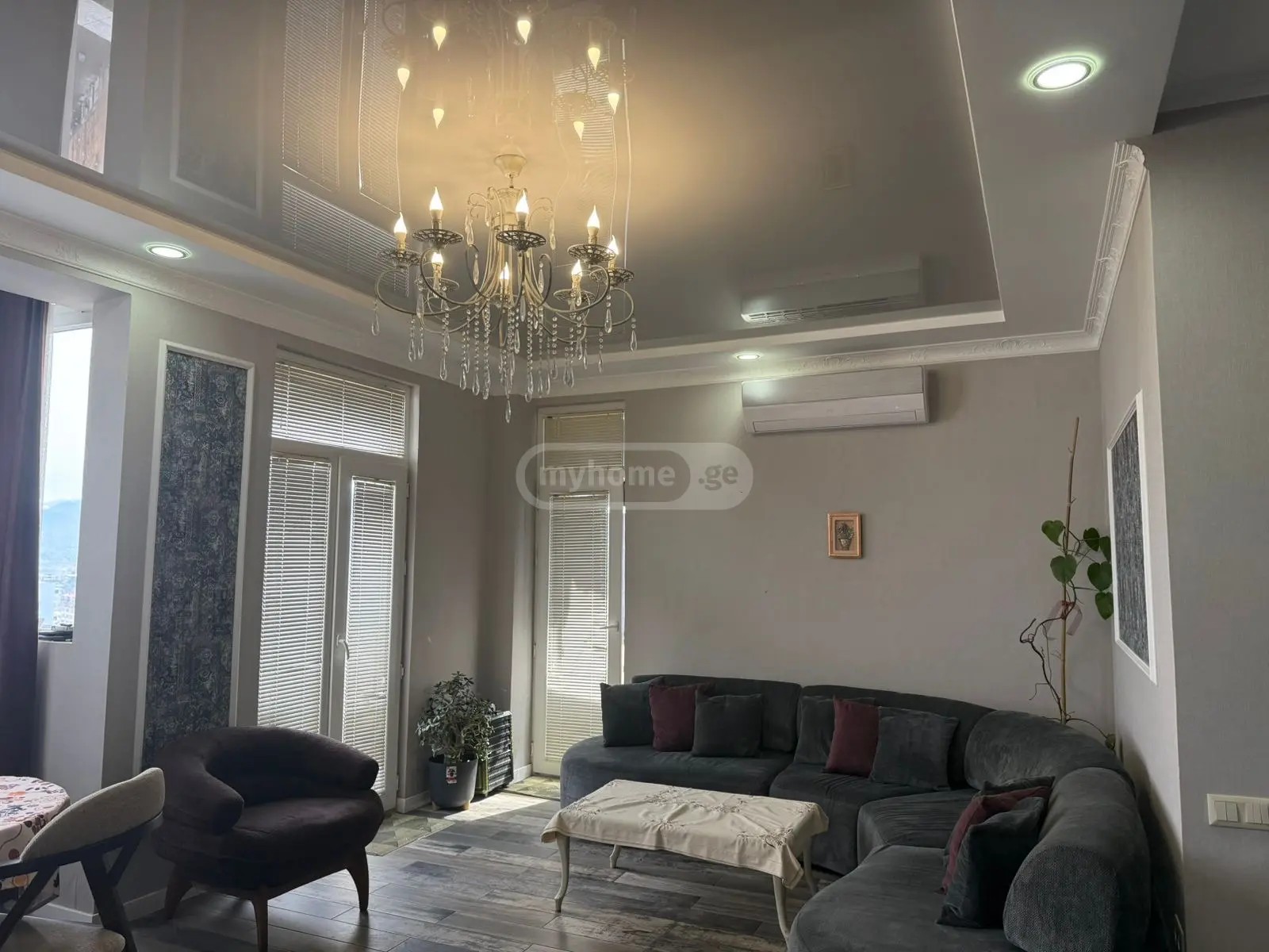 გორგილაძე ზ. ქუჩა 94 - 4 rooms