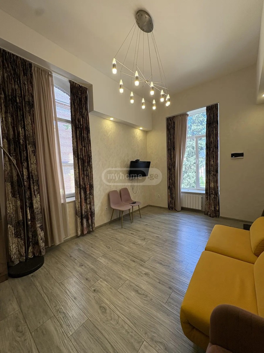 ბერიძიე ვ. ქ. 6 - 3 rooms