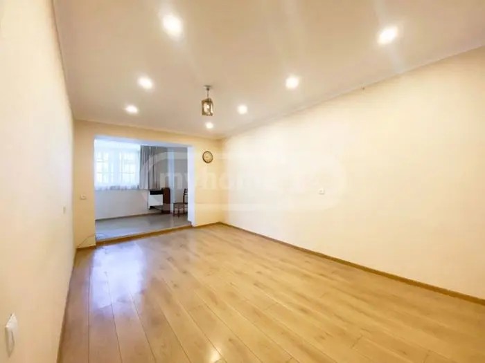 ვაჟა-ფშაველა - II კვარტ.  - 3 rooms