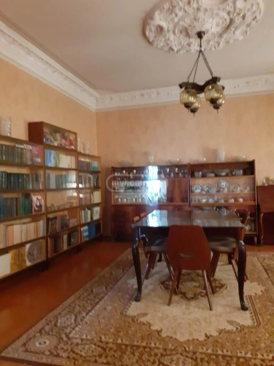 მესხიშვილი ლ.  III შეს. 31 - 4 rooms