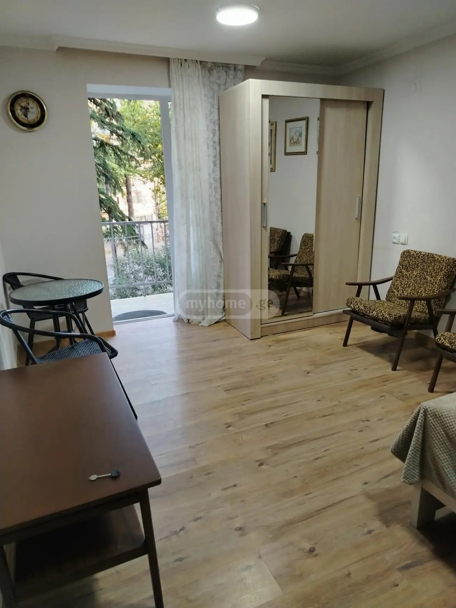 გამსახურდია ზ. გამზ.  - 1 rooms