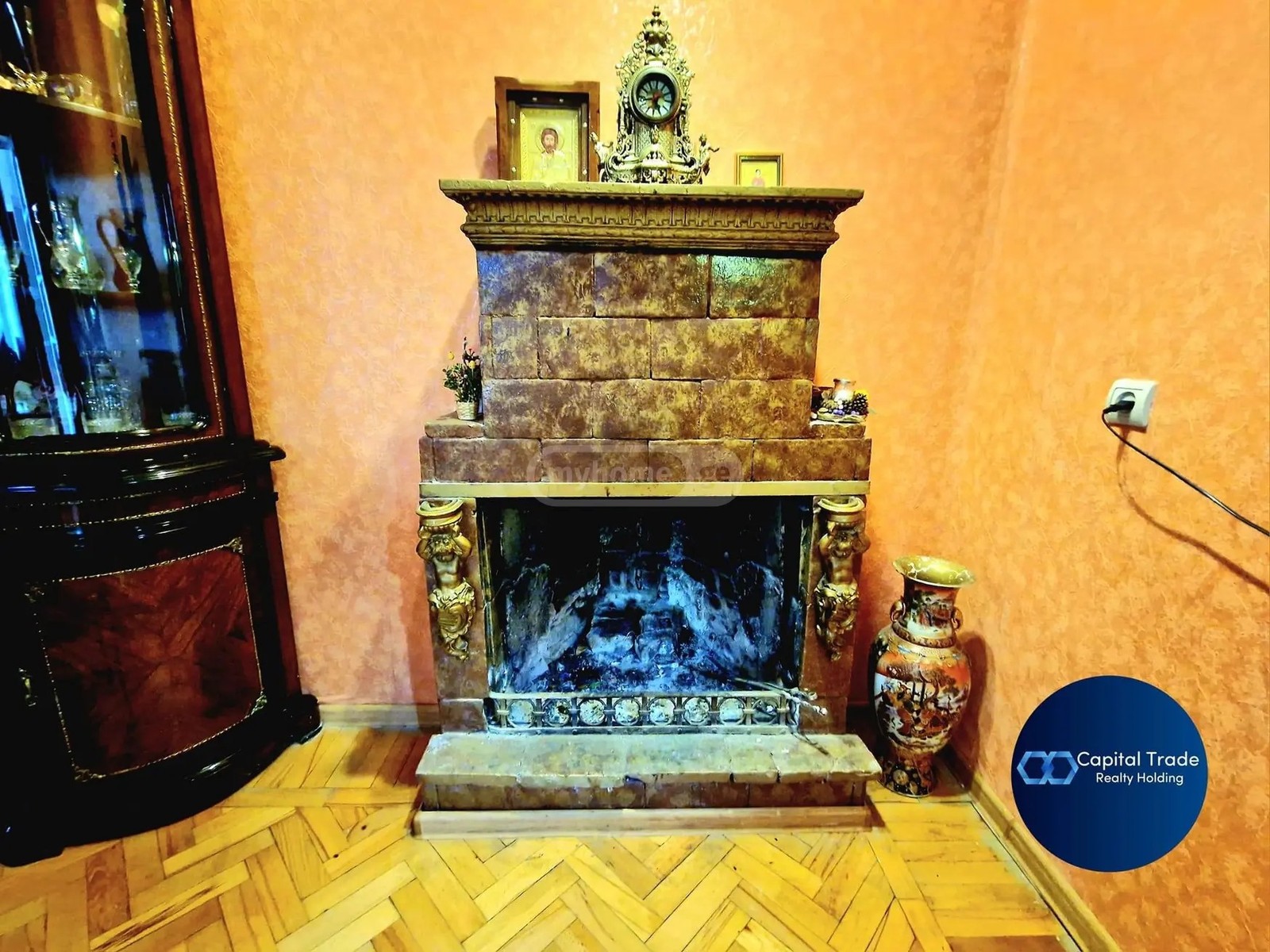 თოიძის ქ. 27 - 6 rooms