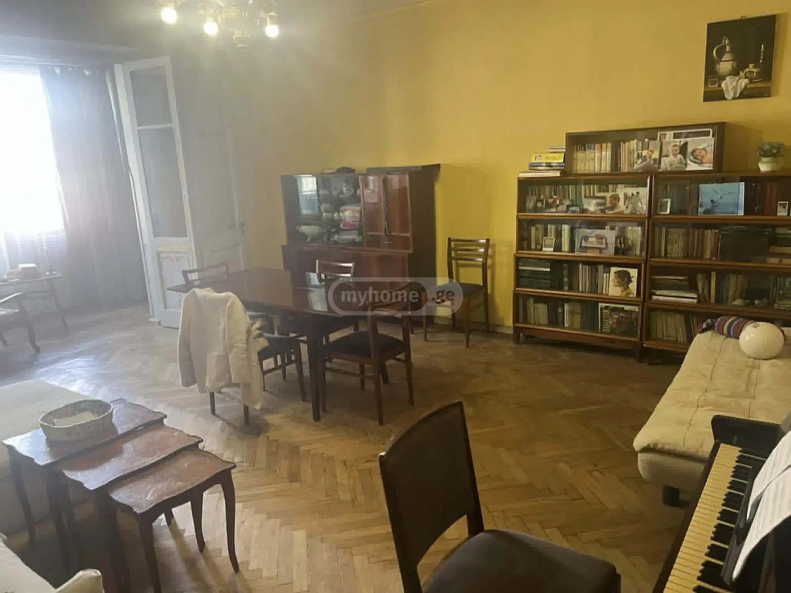 აღმაშენებლის გამზ. 179 - 3 rooms