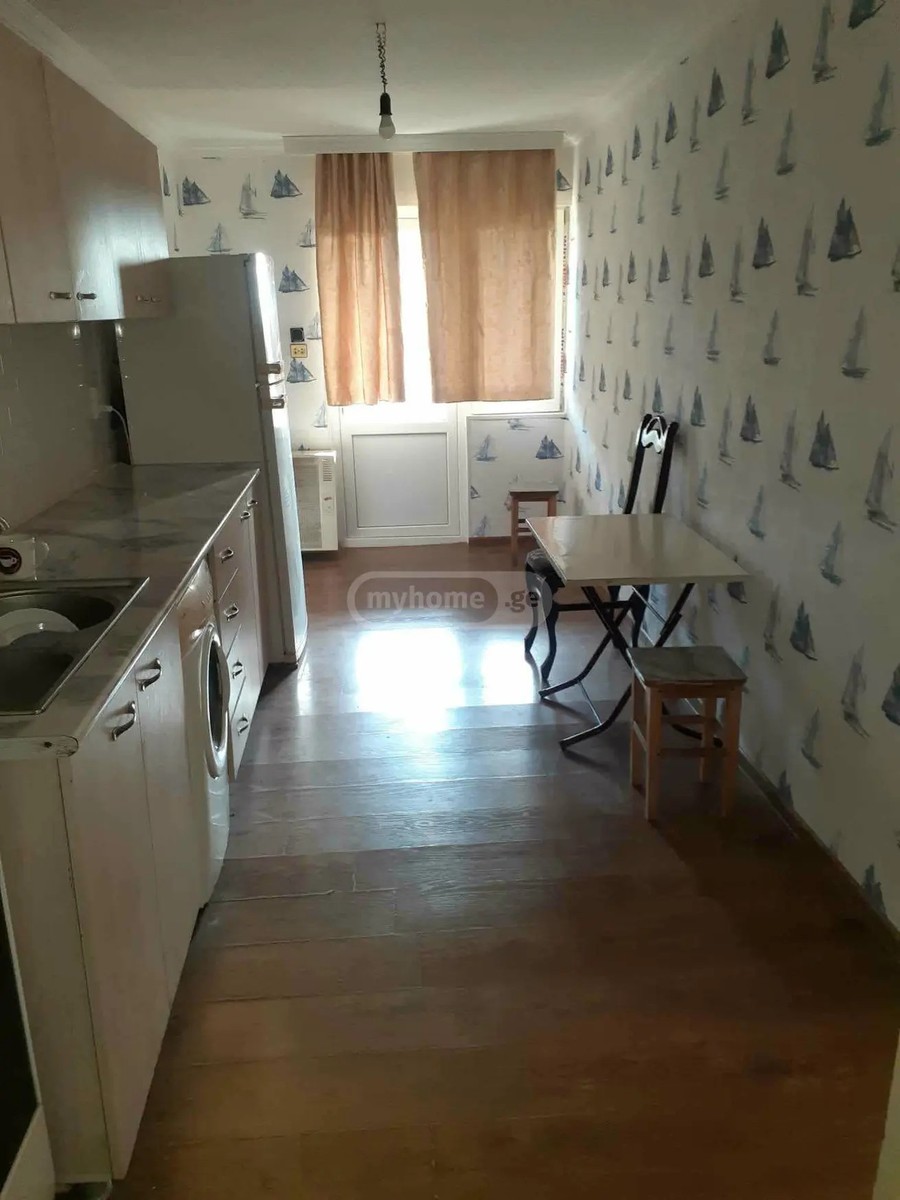 ახალგაზრდობის გამზ.  - 4 rooms