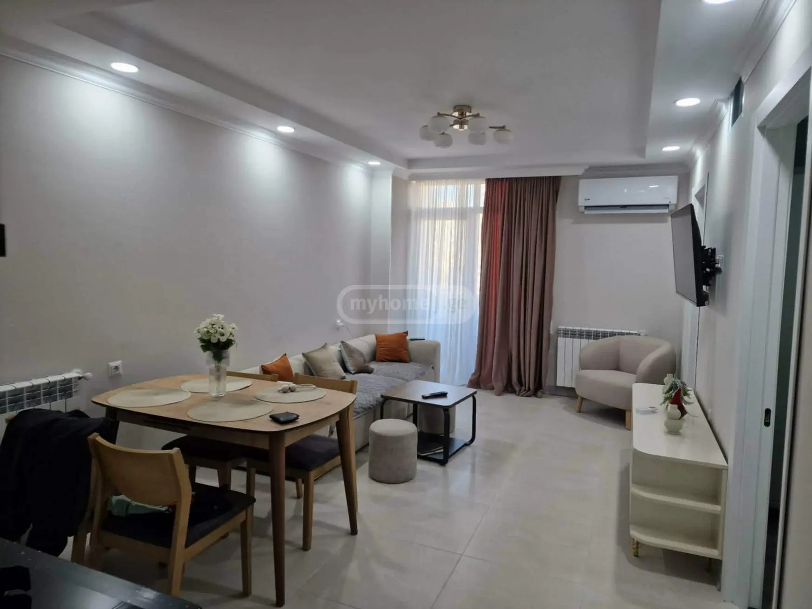 ანგისის ქ. 20 - 3 rooms