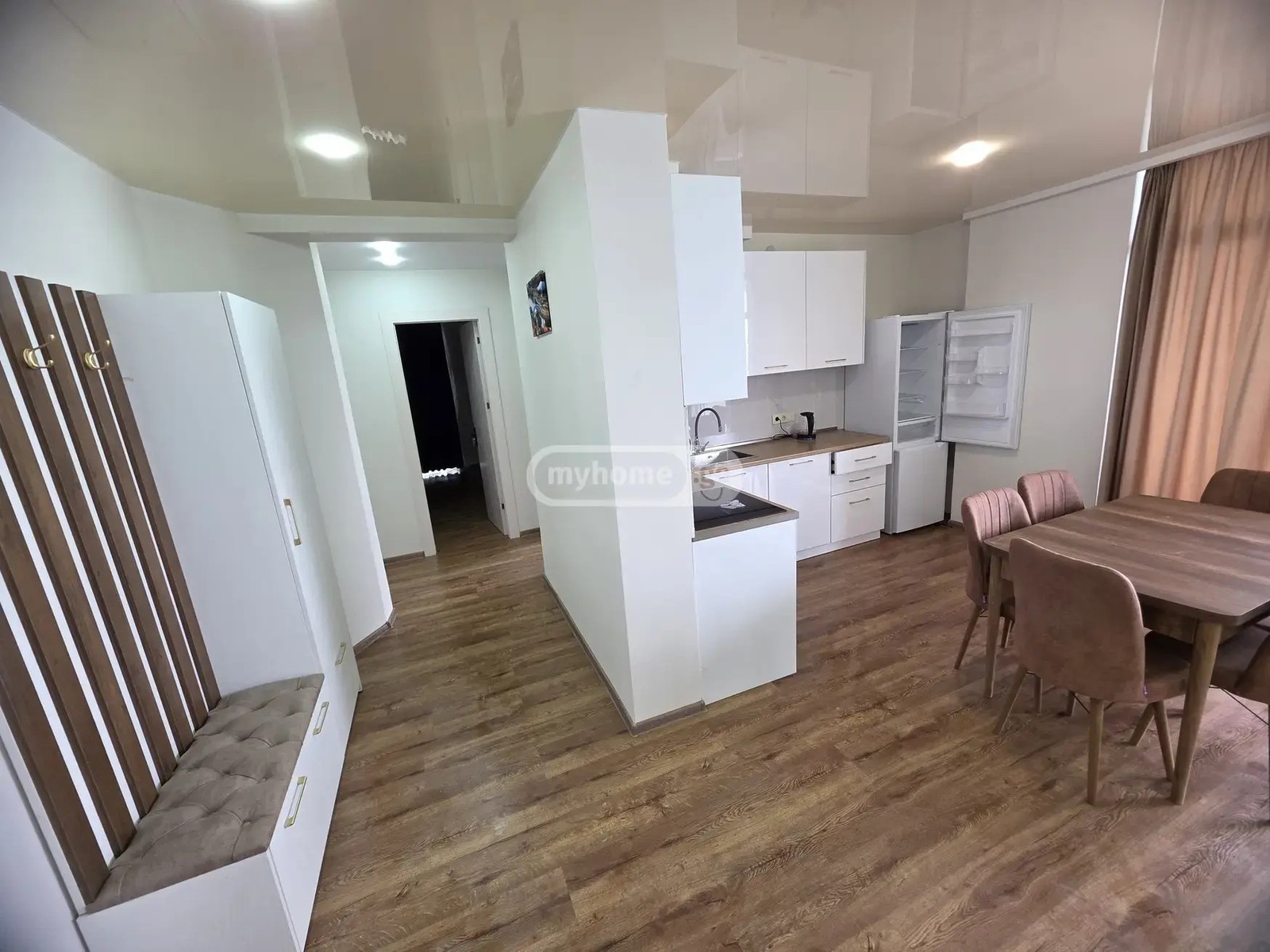 თამარის დას.  - 3 rooms