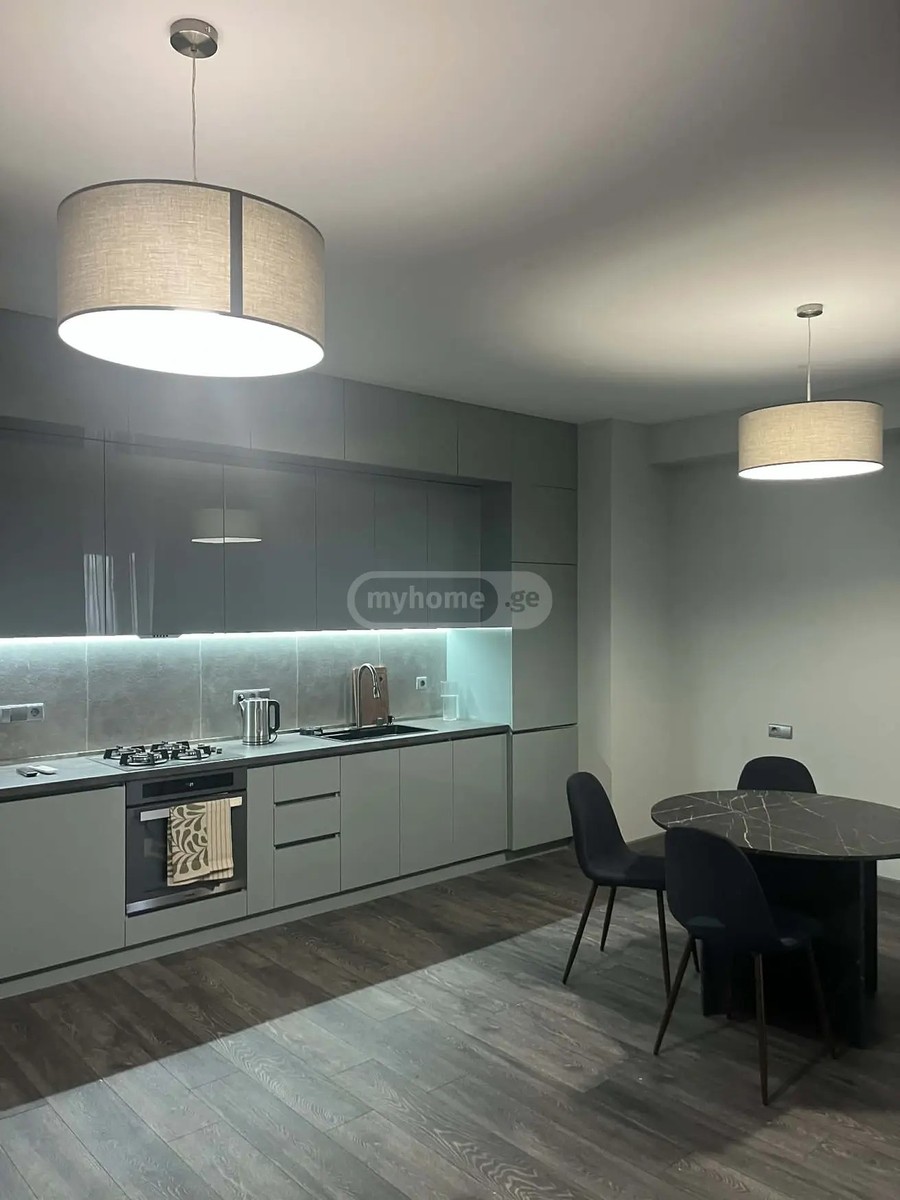 გიორგი ბრწყინვალეს I შეს. 3 - 3 rooms