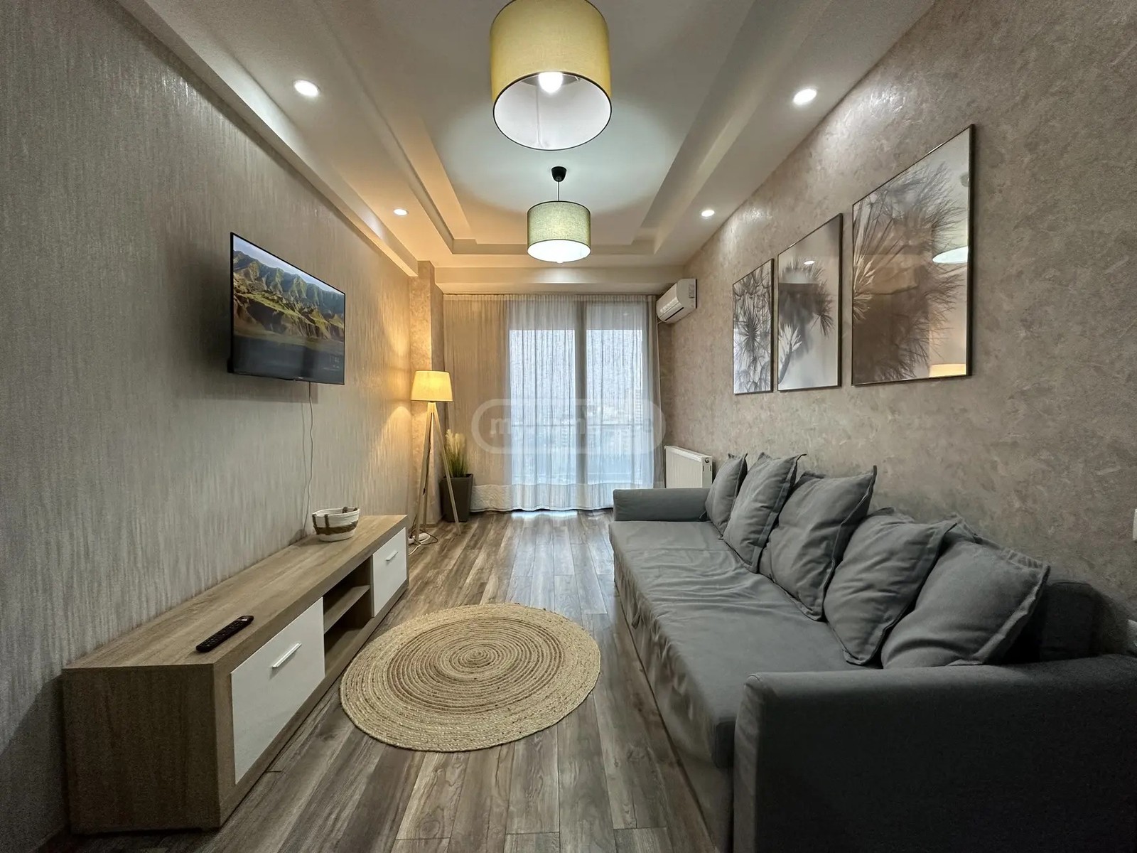 ჭავჭავაძე ი. გამზირი 33 - 2 rooms