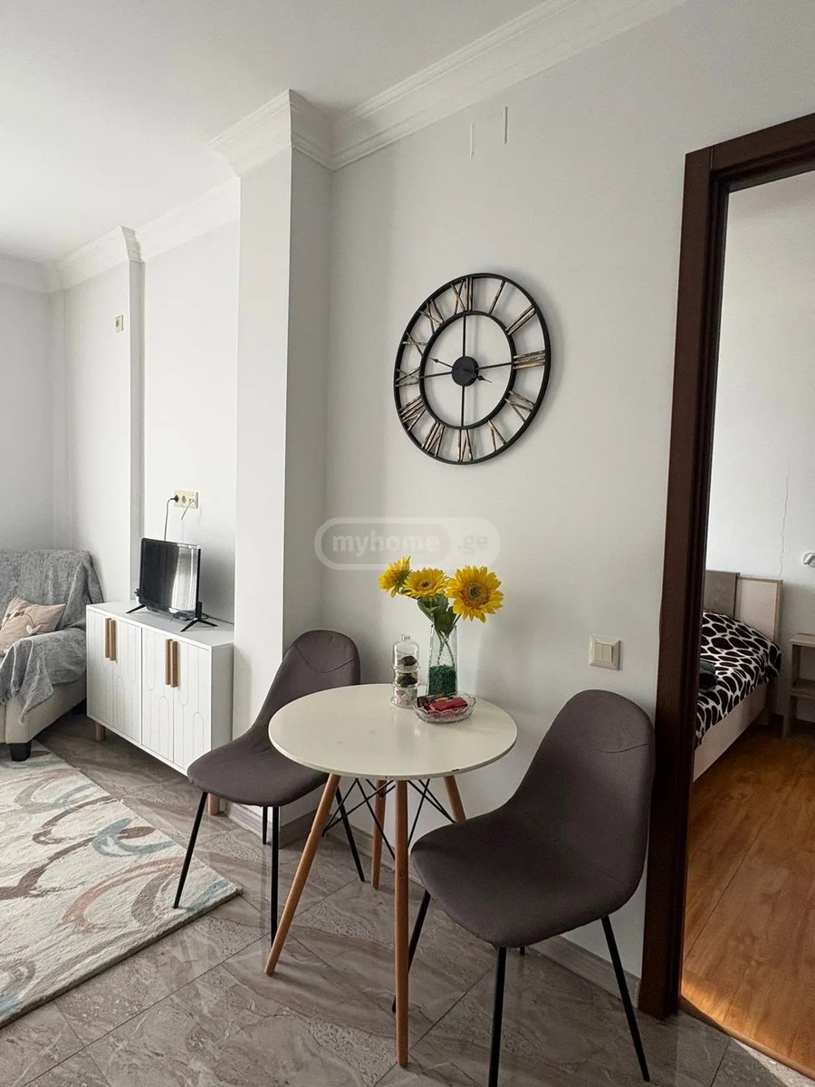 მაიაკოვსკი ვლ. ქ. 14 - 2 rooms