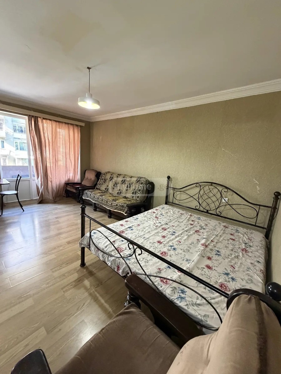 მიცკევიჩი ა. ქ. 20 - 1 rooms