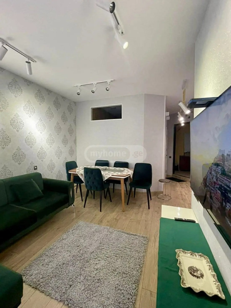 რუსთაველის ქ. 8 - 2 rooms