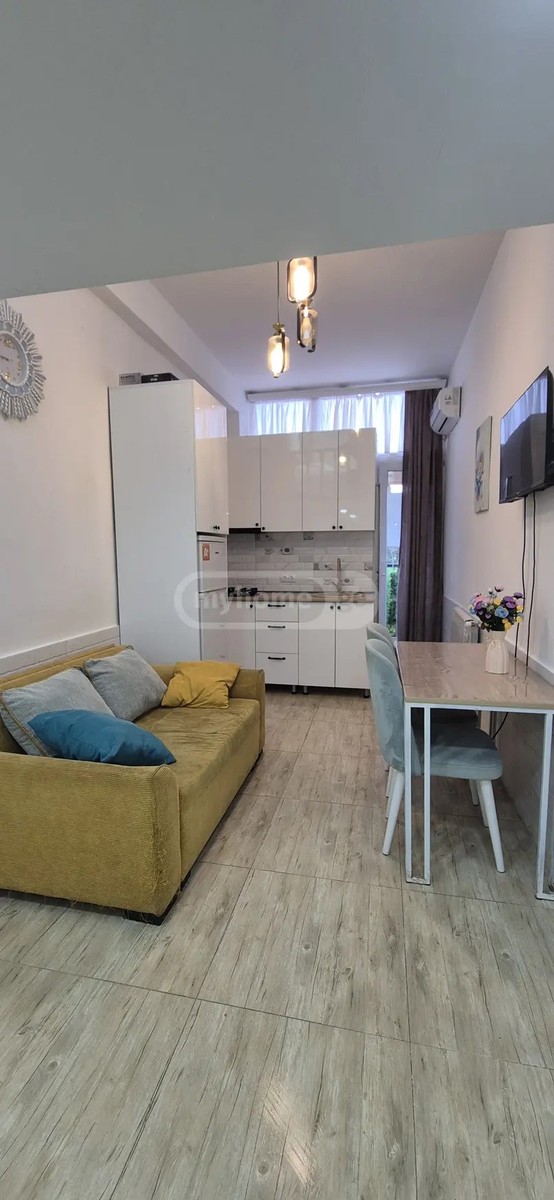 პოლიტკოვსკაია ა. ქ. (ჯიქია) 8 - 2 rooms