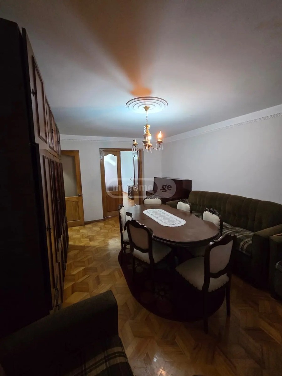 ტბეთის ქ. 4 - 4 rooms