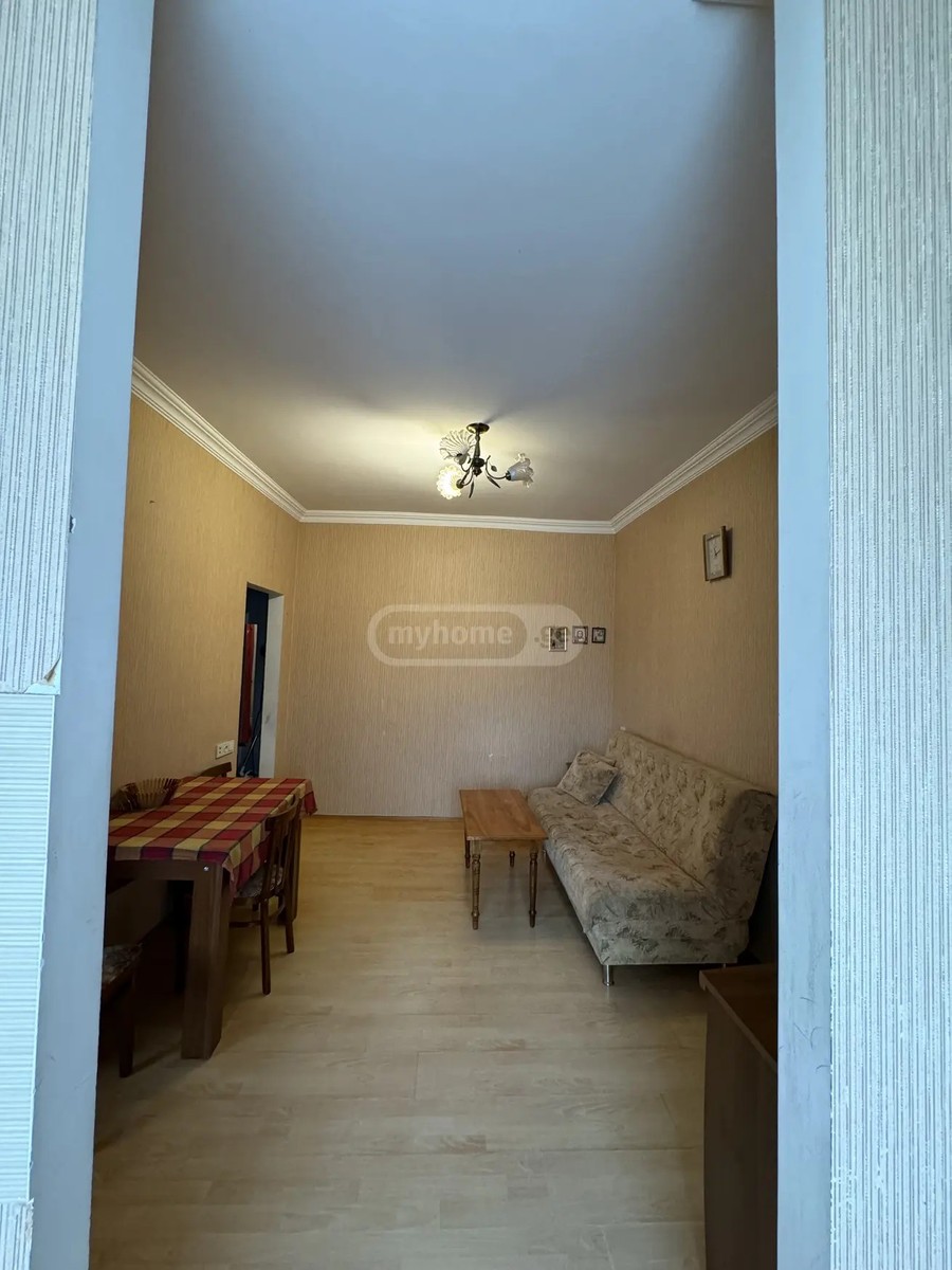 ლაგურაშვილი ლ. ქ. 1 - 1 rooms