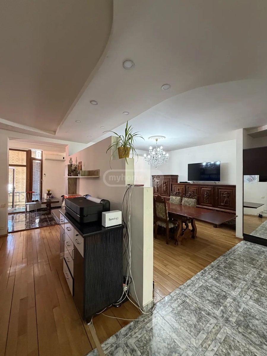 გორგასალი ვ. ქუჩა 34 - 5 rooms