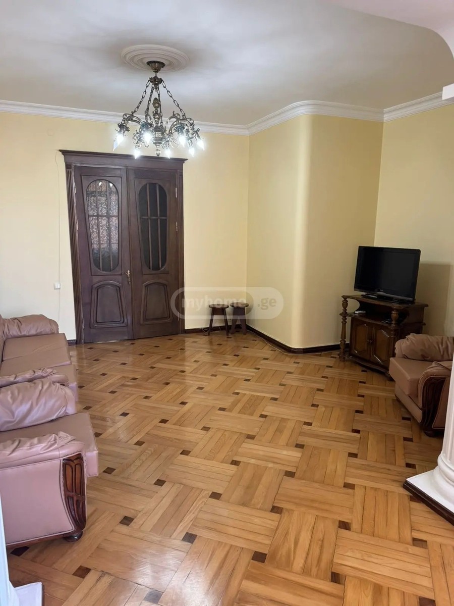 კ. გამსახურდიას ქუჩა  - 3 rooms
