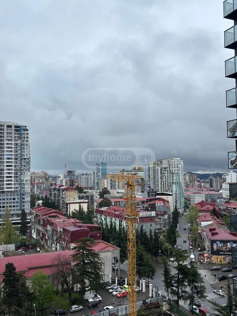 აბუსერიძე ტ. ქ. 13 - 1 rooms