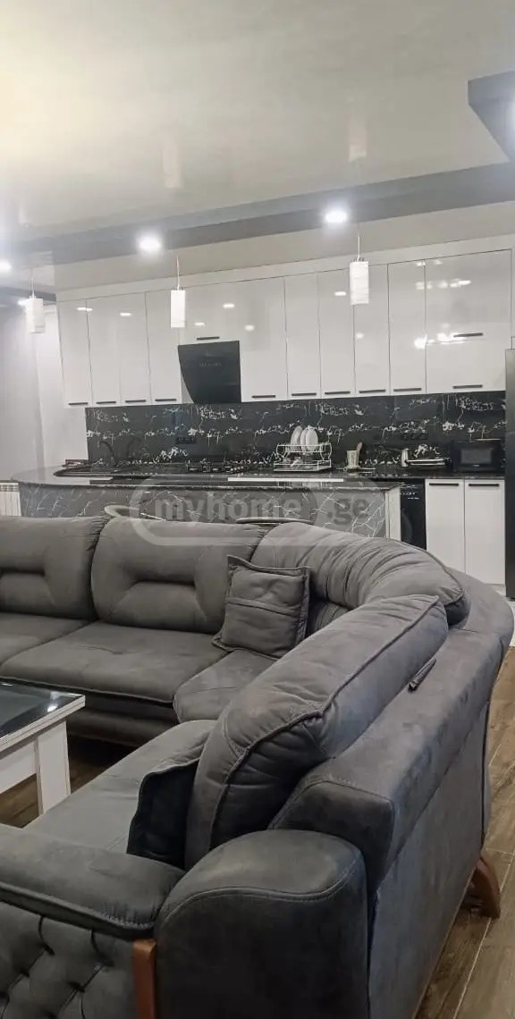ანგისის ქ. 13 - 3 rooms