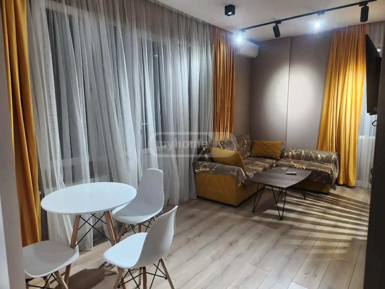 დავით აღმაშენებლის ქუჩა 56 - 2 rooms