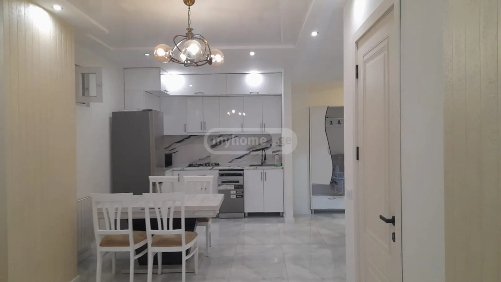 ანგისის 3 ჩიხი 4 - 3 rooms