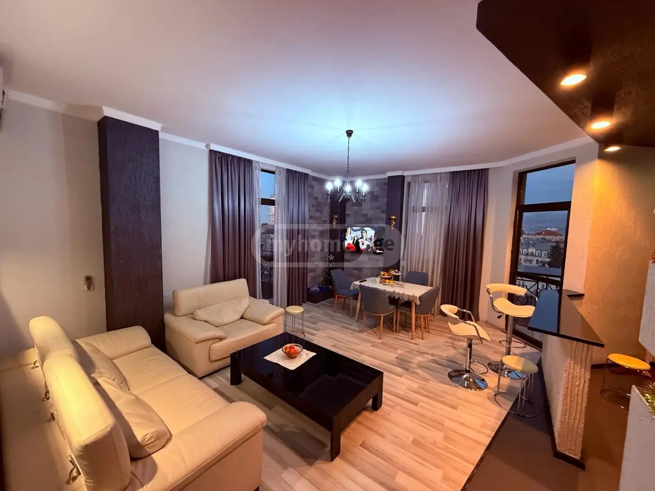 რუსთაველის ქ. 15 - 2 rooms