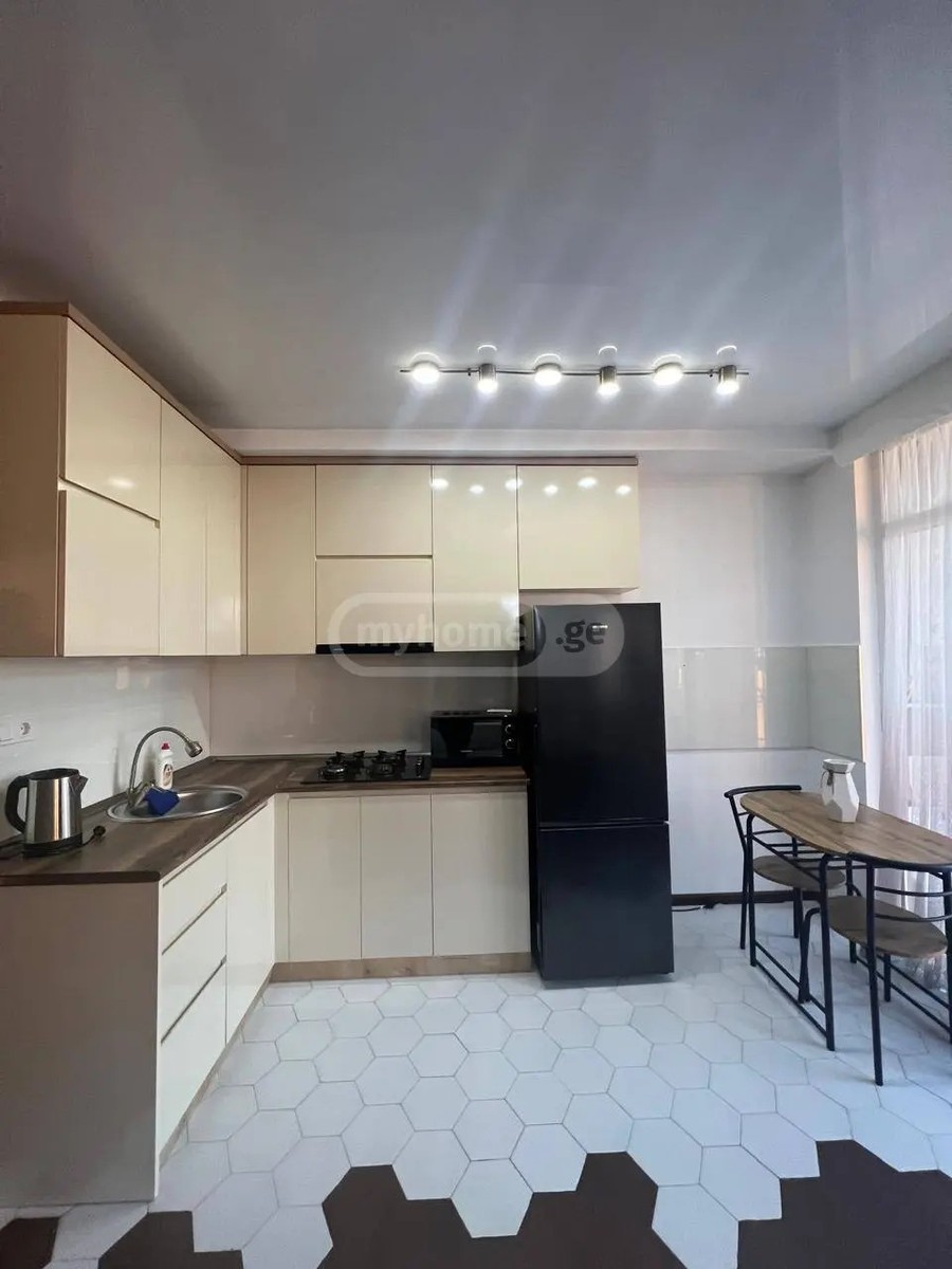 ჩაიკოვსკი პ. ქ. 2 - 2 rooms