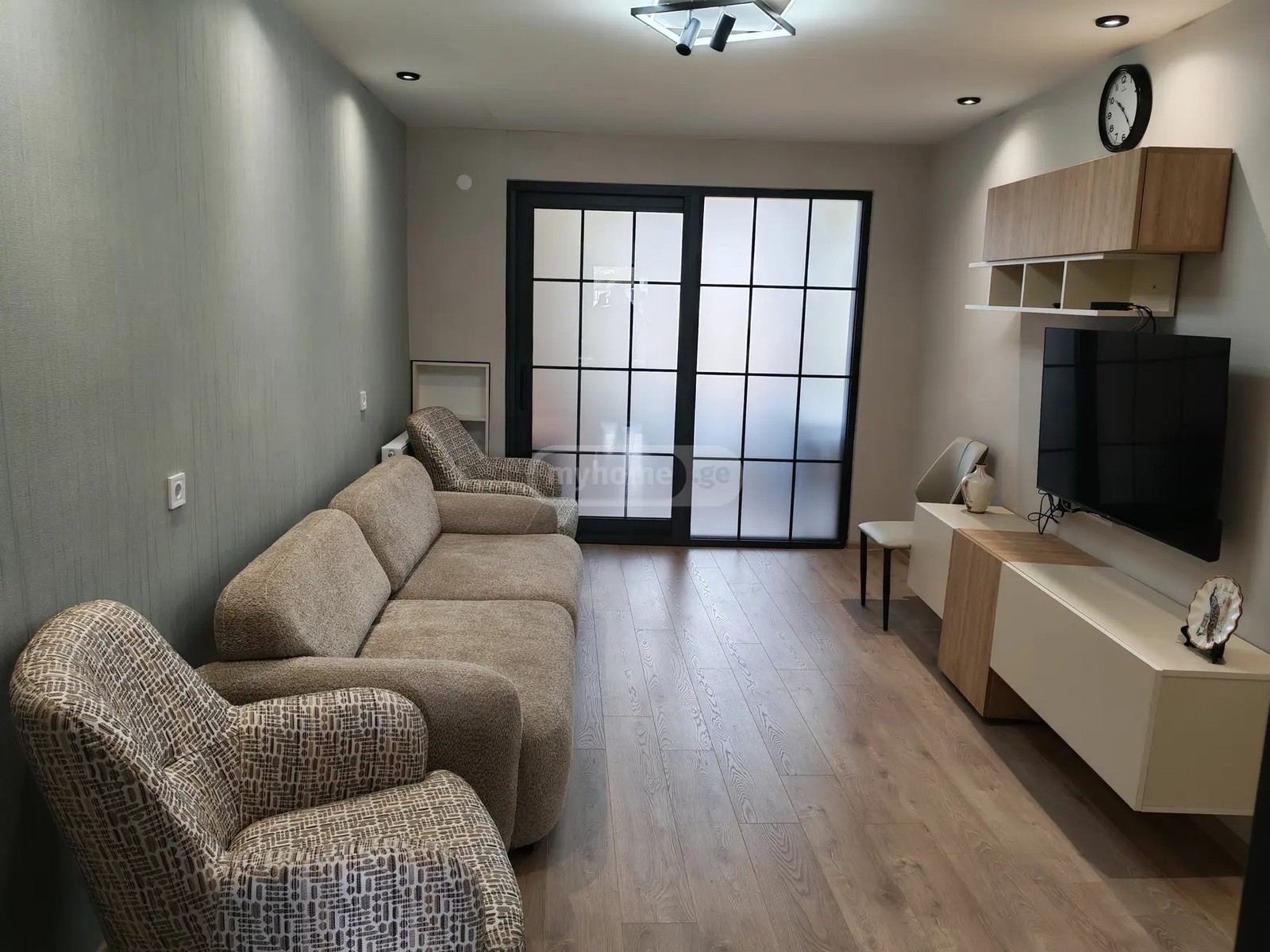 ვარლამიშვილის ქ. 9 - 2 rooms