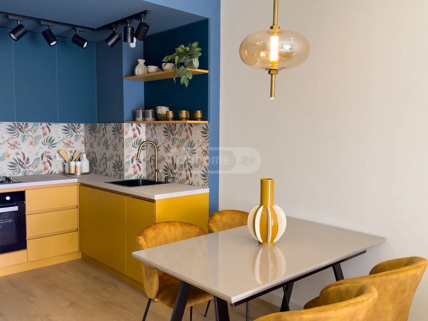 უნივერსიტეტის ქ. 46 - 2 rooms