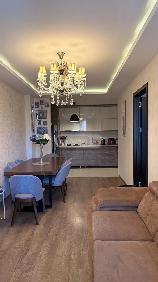 პეტრე იბერის ქ. 7 - 2 rooms
