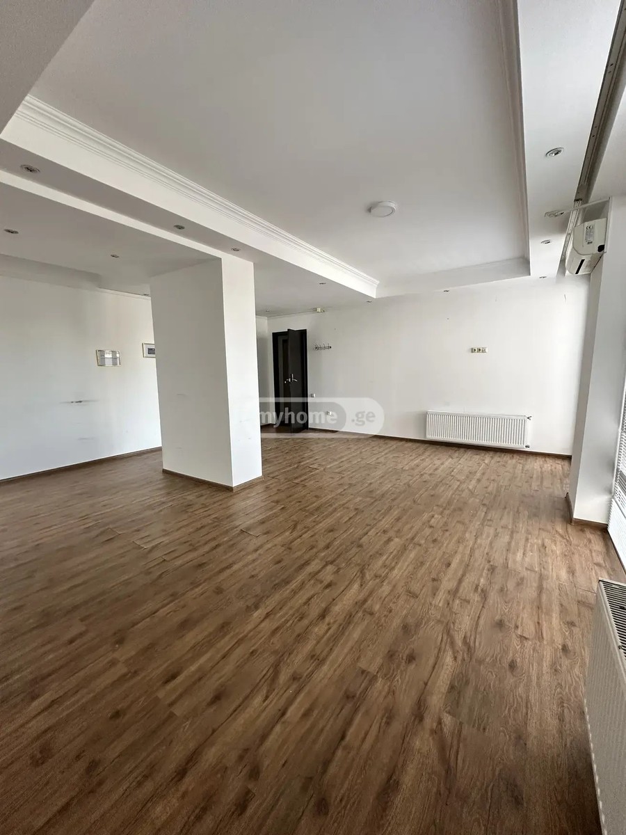 ჭავჭავაძე ი. გამზირი 50 - 4 rooms